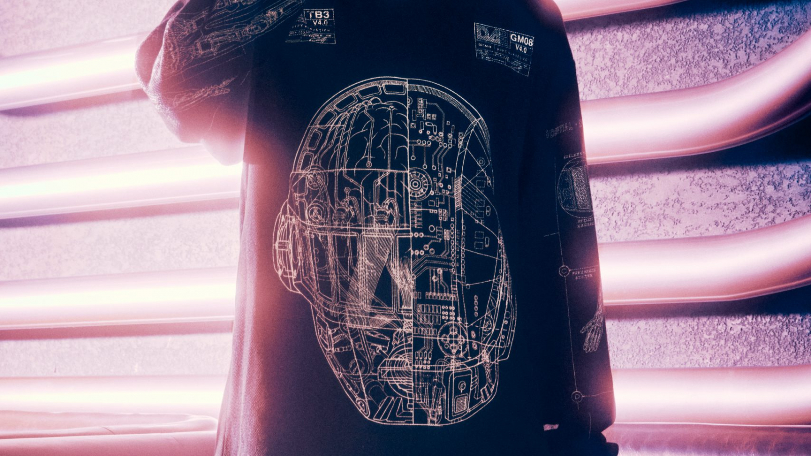 Prenda de la colección PLEASURES x Daft Punk