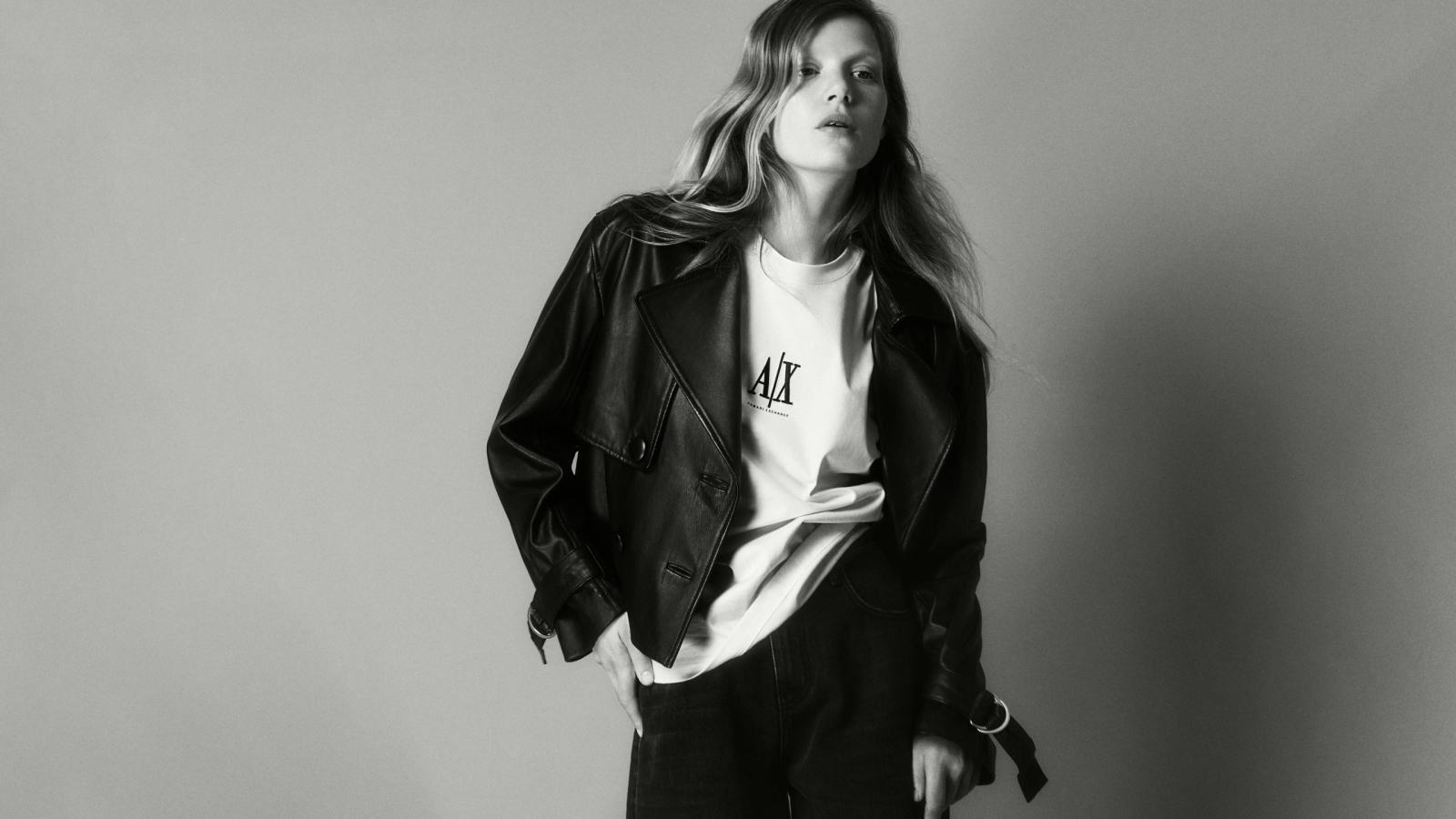 Campaña Back to Basics Otoño/Invierno 2026 de A|X Armani Exchange, fotografiada por Mark Lukas Savage.