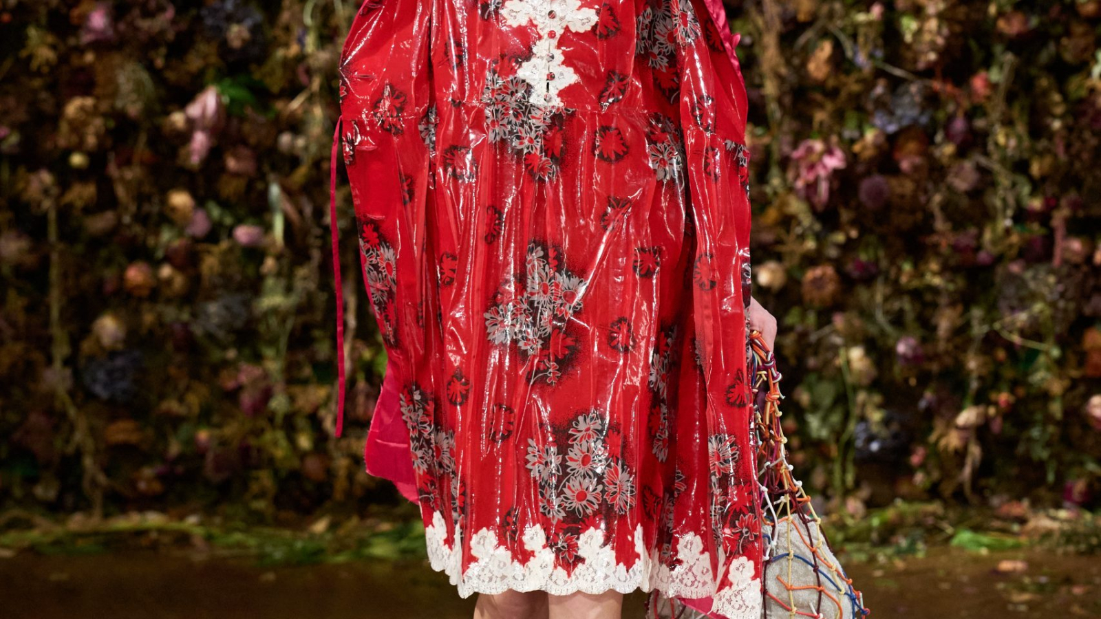 Look 48 de la colección Maison Margiela Primavera/Verano 2027 “HARD and SOFT”.